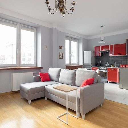 Metro Raclawicka Red Apartment Varsóvia Exterior foto