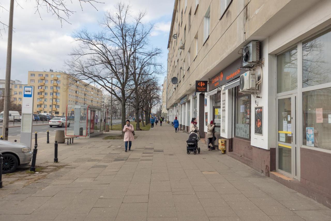 Metro Raclawicka Red Apartment Varsóvia Exterior foto